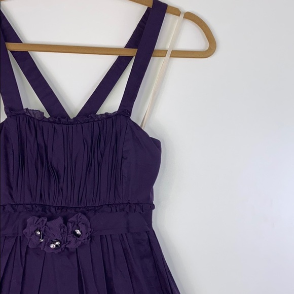 Vera Wang Dresses & Skirts - ⭐️$5 SALE⭐️must be bundled Vera Wang I Purple Midi Dress W/ Floral Details